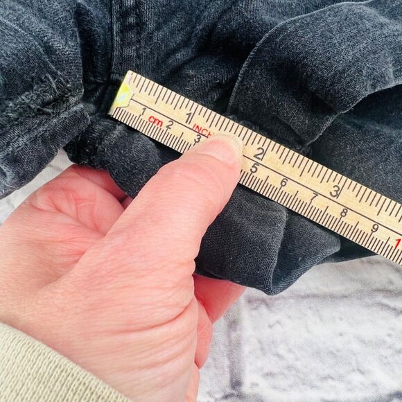 KanCan Denim Short Women Size 11/29 Black Distressed Mid Rise Cuffed Hem - Picture 9 of 10